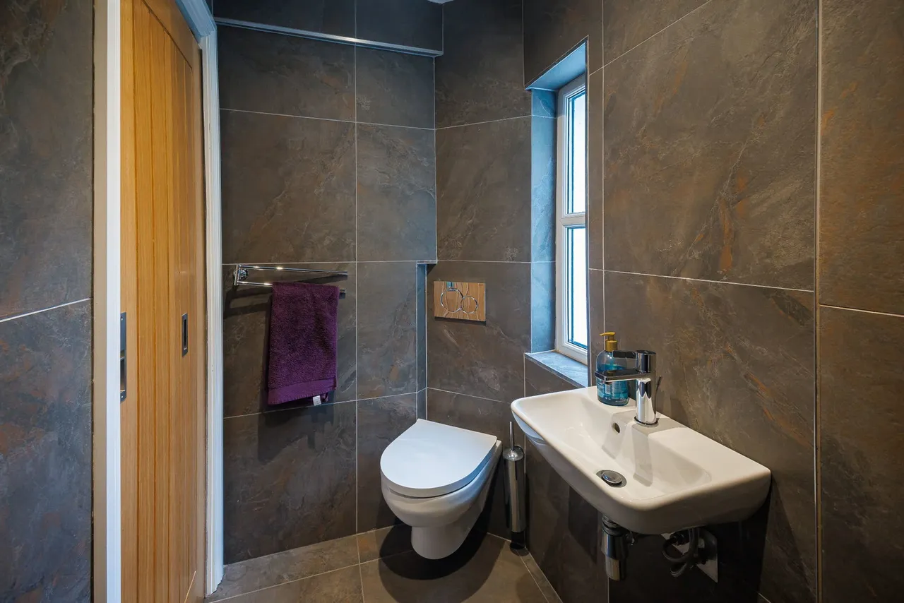 Oldfield Crescent, Cheltenham, GL51, photo 15