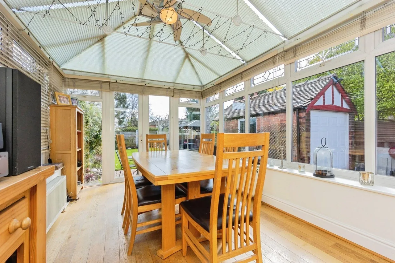 Briarlands Avenue, Sale, Greater Manchester, M33, photo 14