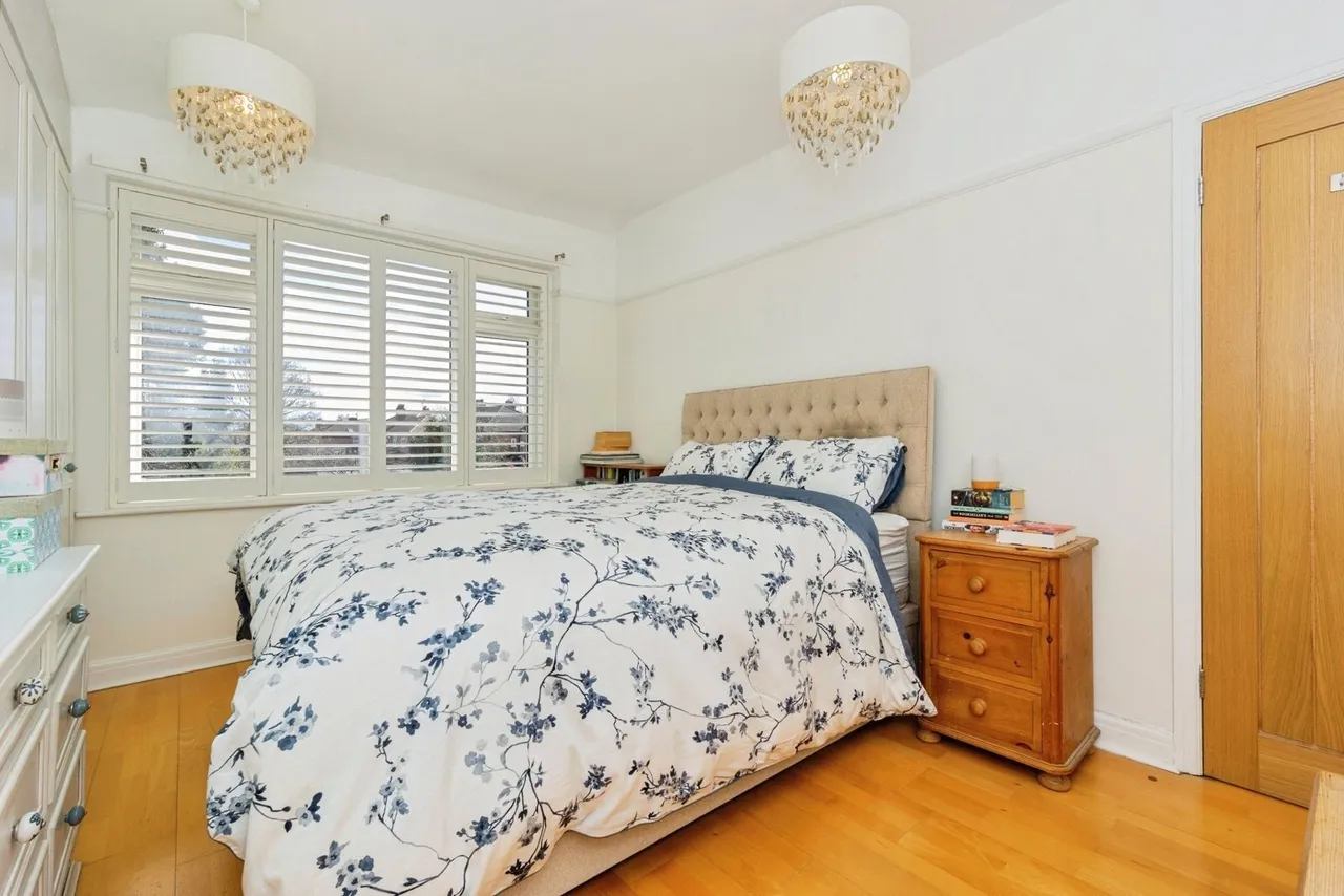Briarlands Avenue, Sale, Greater Manchester, M33, photo 13