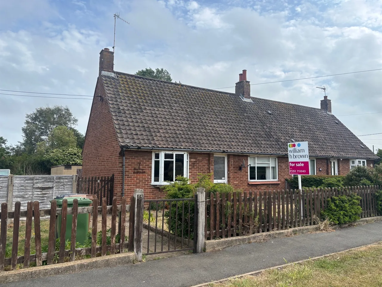 2 bed house for sale — Queens Close, Blakeney, Holt