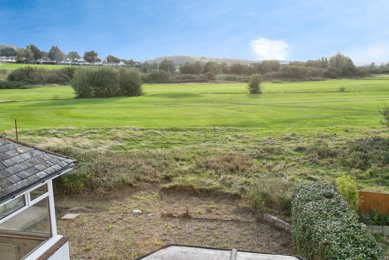 Penrhyn Avenue, Rhos on Sea, LL28, photo 6