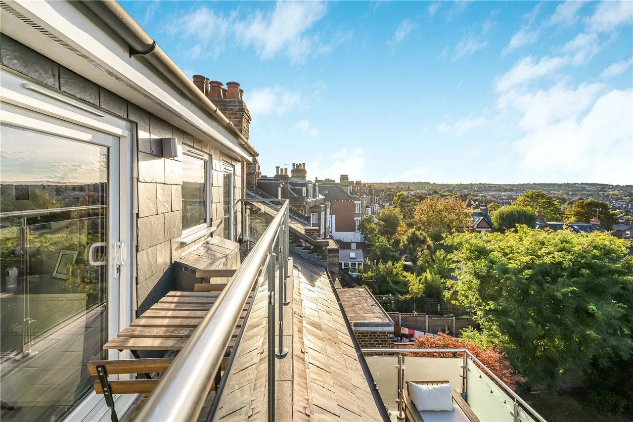Ridge Road, London, N8, photo 13