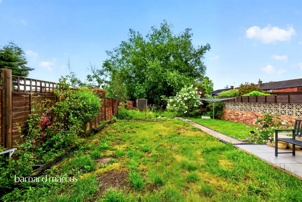 Ockleys Mead, Godstone, RH9, photo 7
