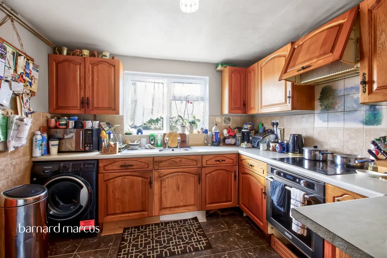 Ockleys Mead, Godstone, RH9, photo 10