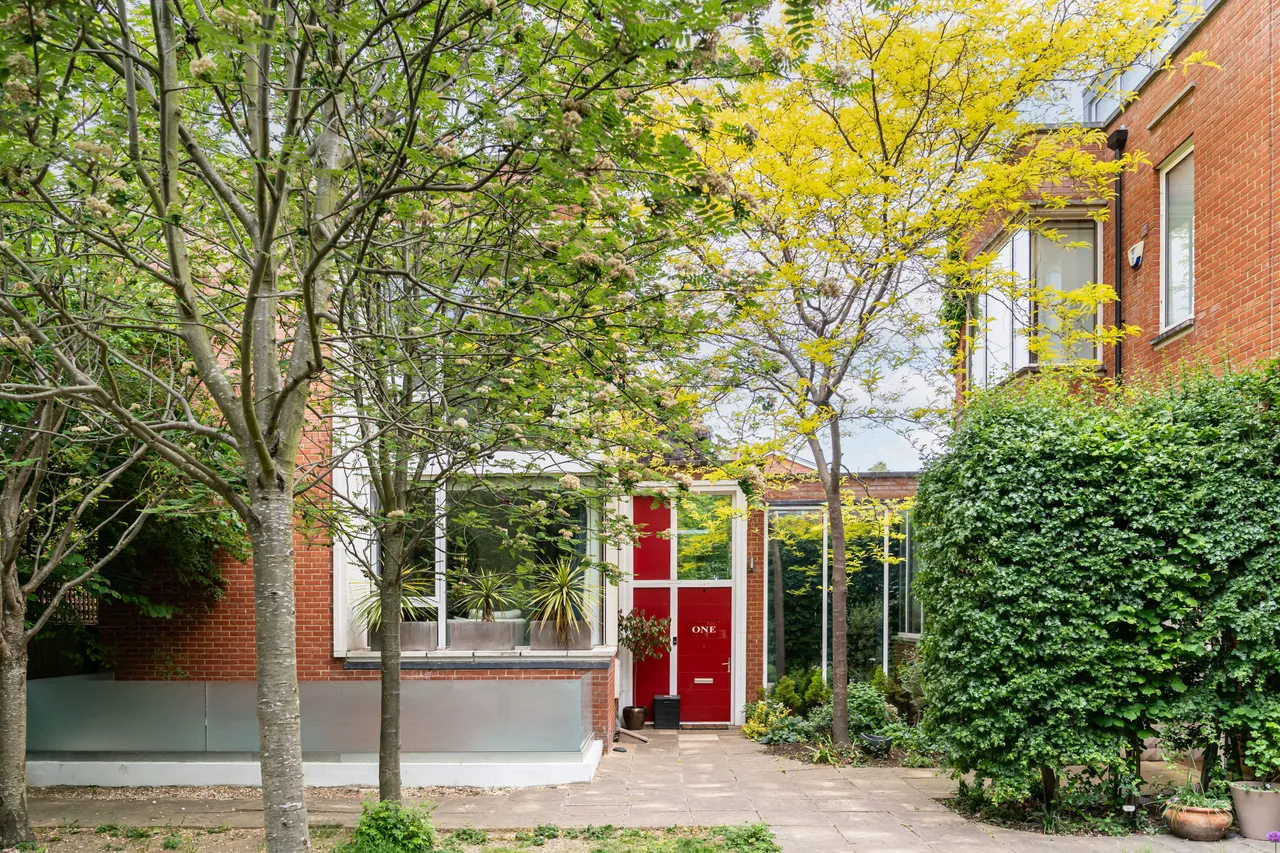 Ebury Mews, London, N5, photo 11