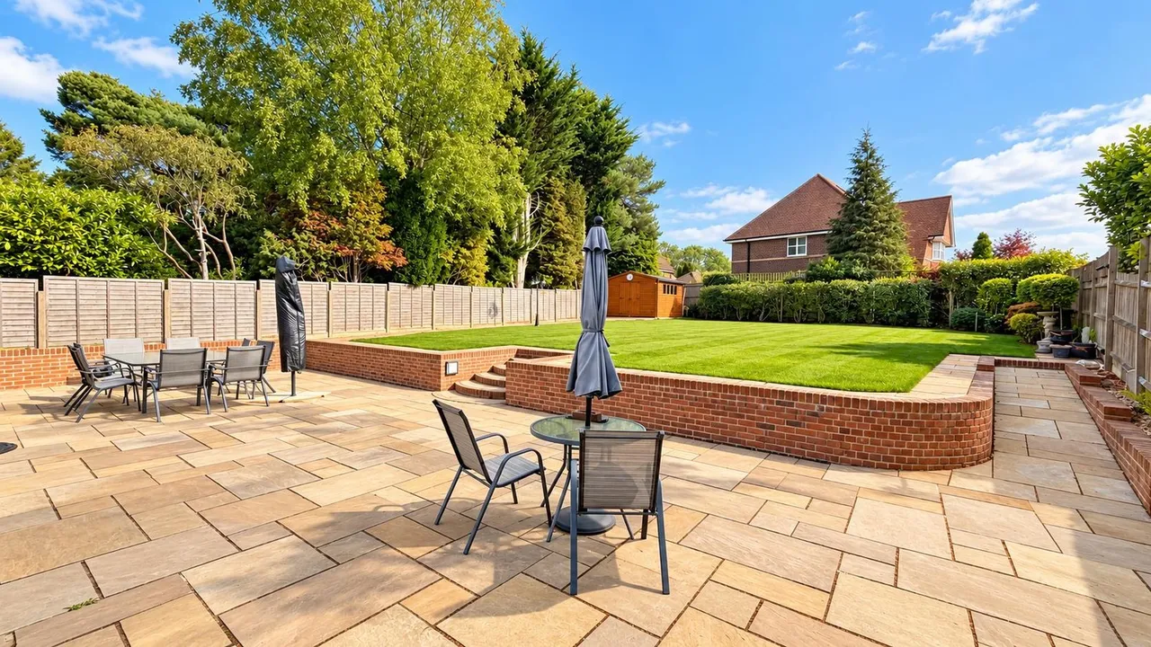 Chapel Way, Epsom, KT18, photo 4