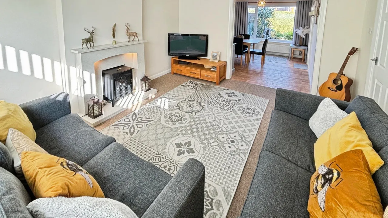 3 bed house for sale, Broadway, North Hykeham, LN6
