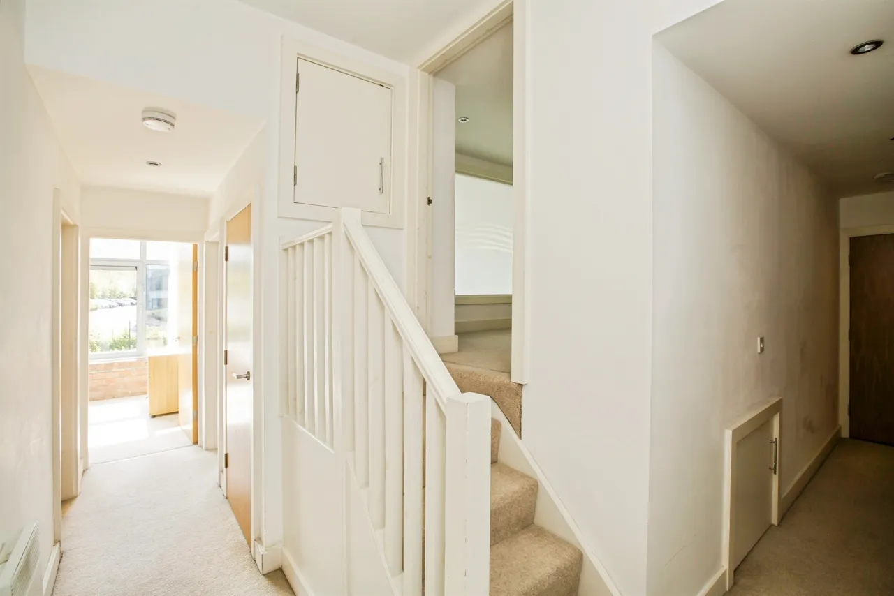 Dewsbury Road, Elland, HX5, photo 4