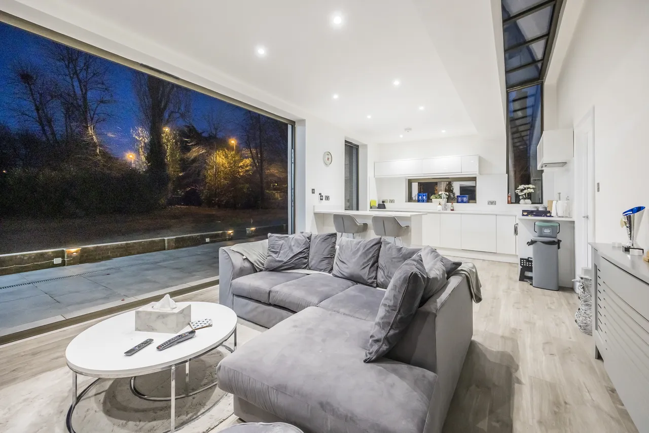 The Glebe, London, SE3, photo 12