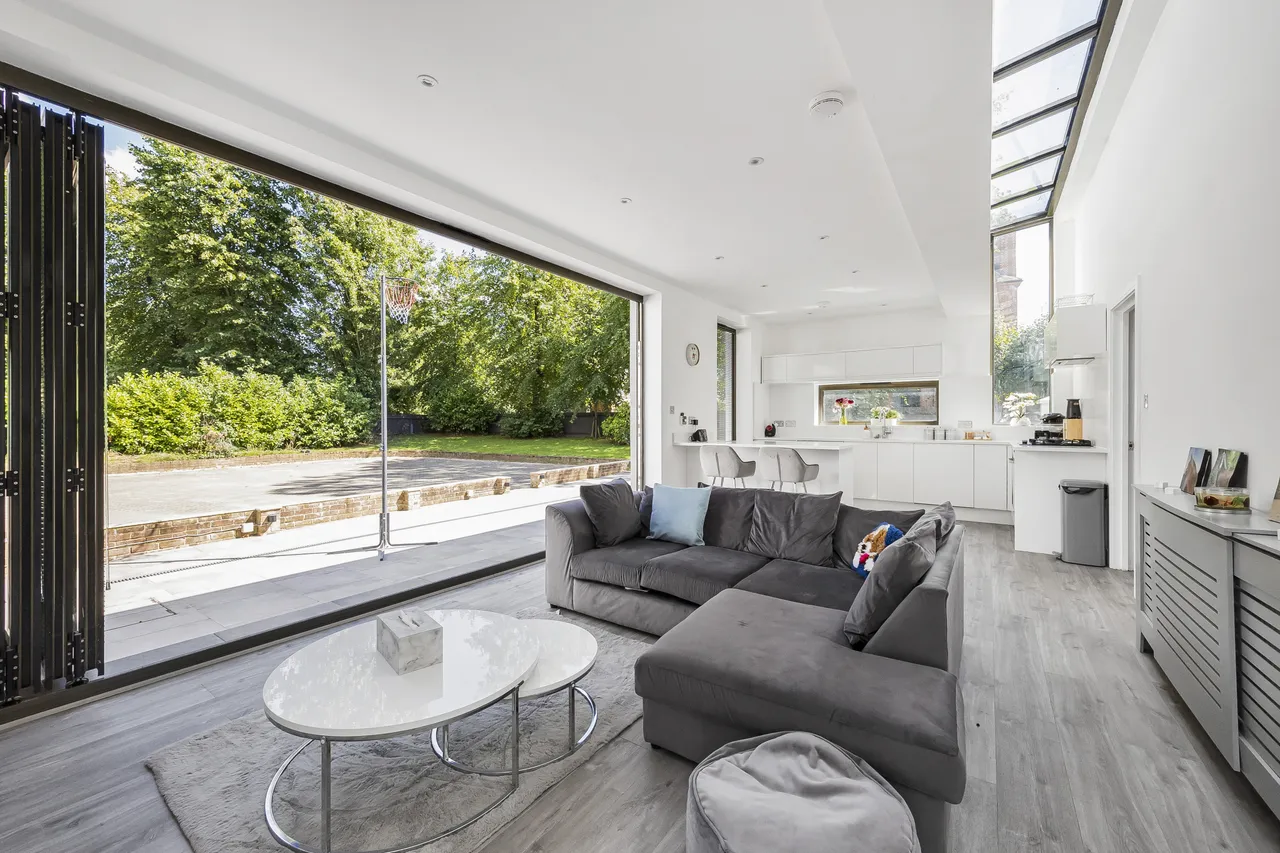 The Glebe, London, SE3, photo 13
