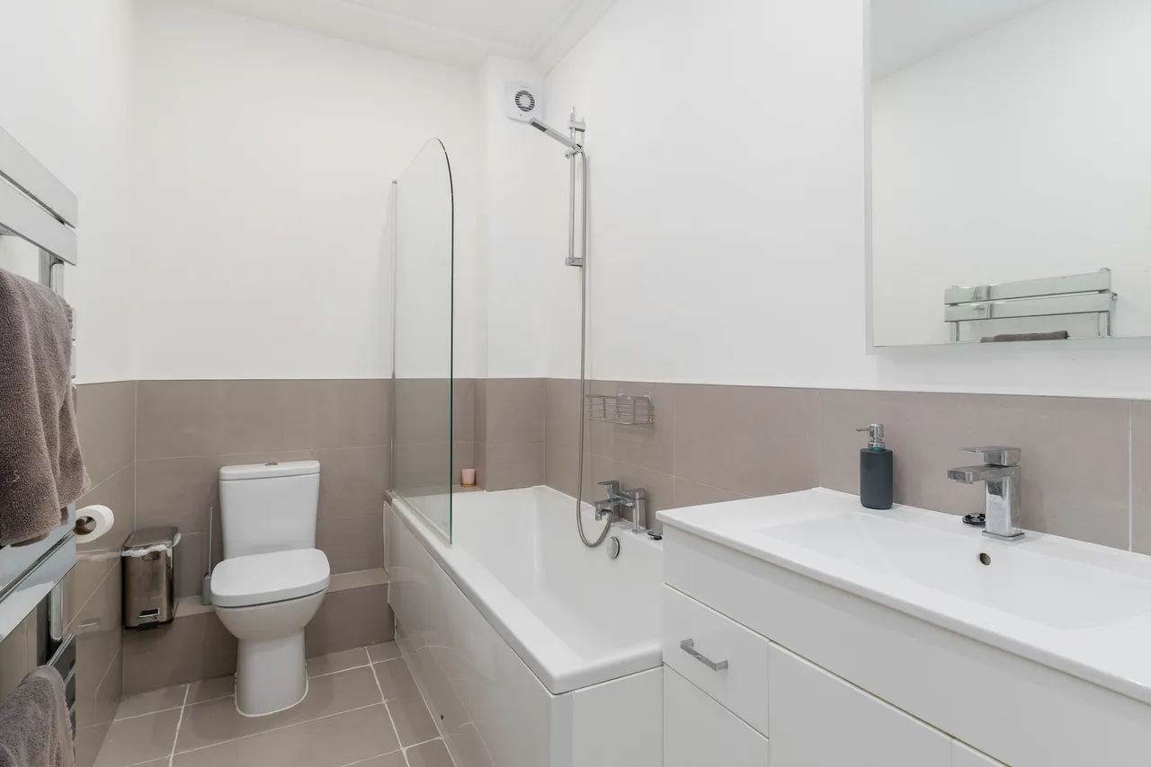The Glebe, London, SE3, photo 18