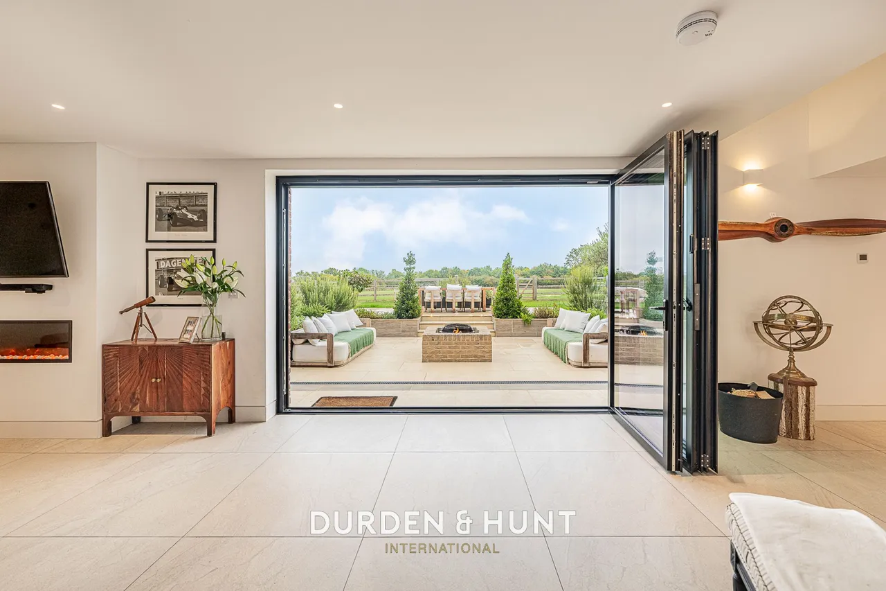 Bushett Rise, Little Bardfield, CM7, photo 9