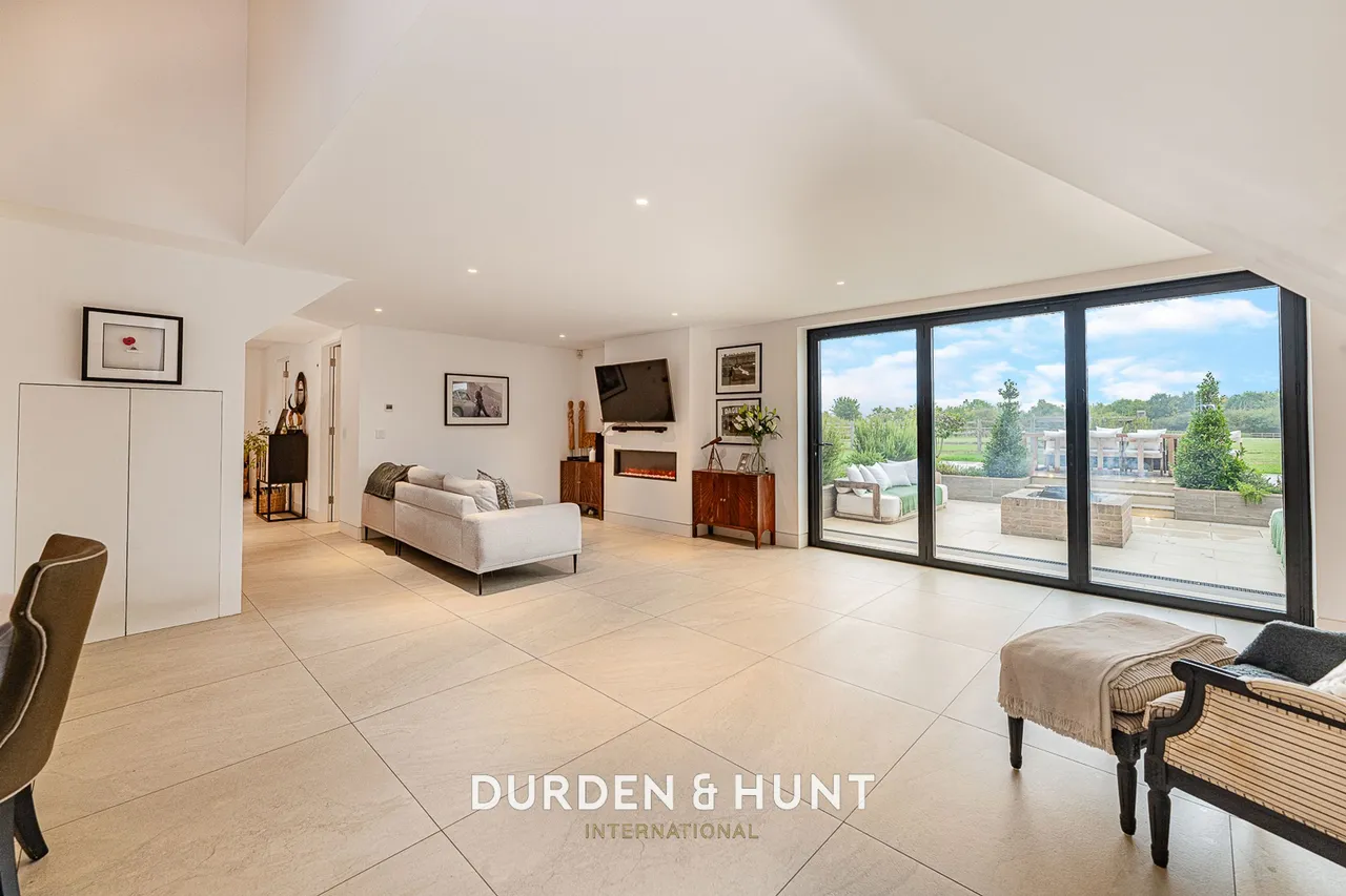 Bushett Rise, Little Bardfield, CM7, photo 5