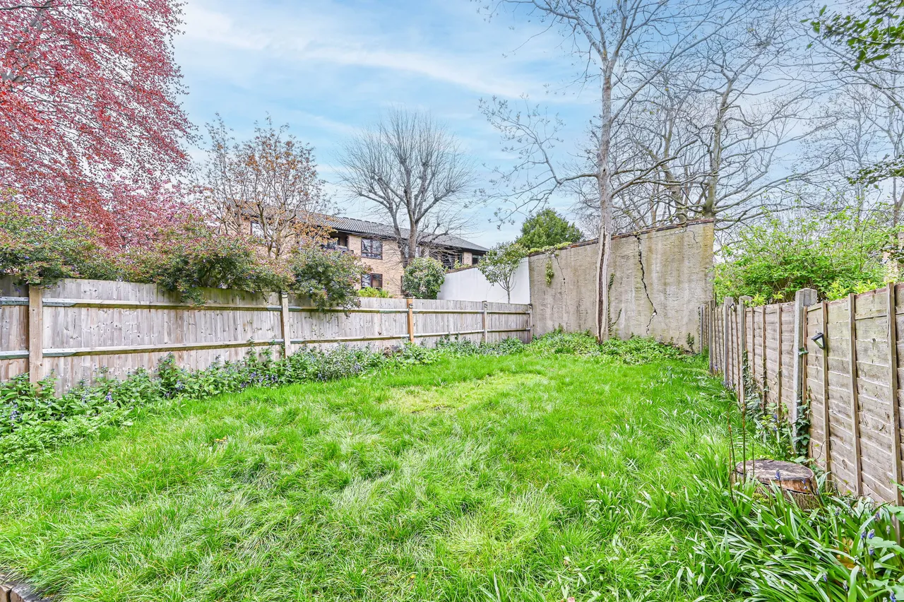 Flat 1, 1b Montrell Road, London, photo 12