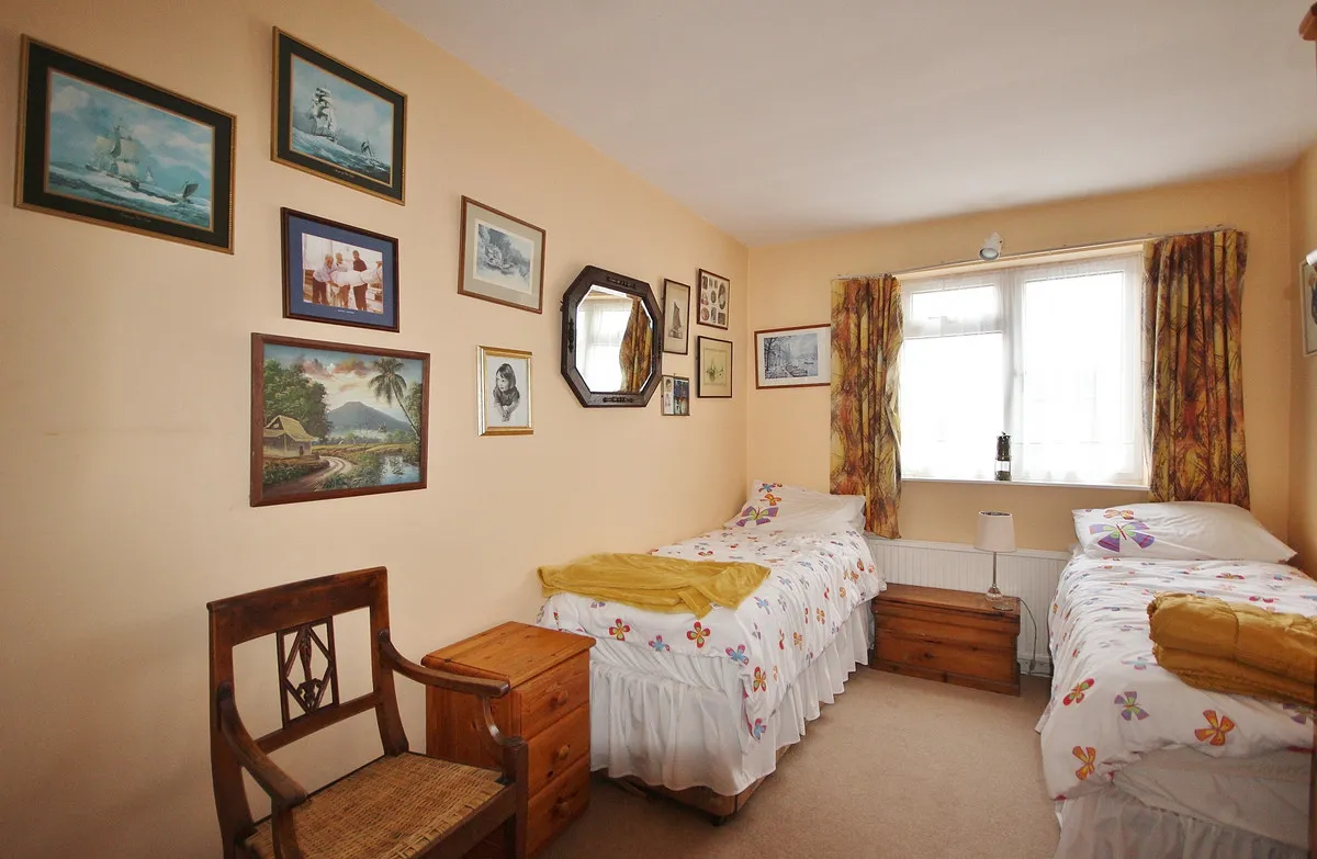 Marlborough Crescent, Long Hanborough, photo 11
