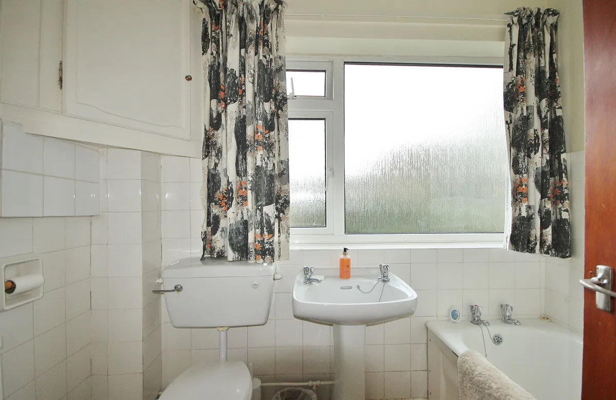 Marlborough Crescent, Long Hanborough, photo 14