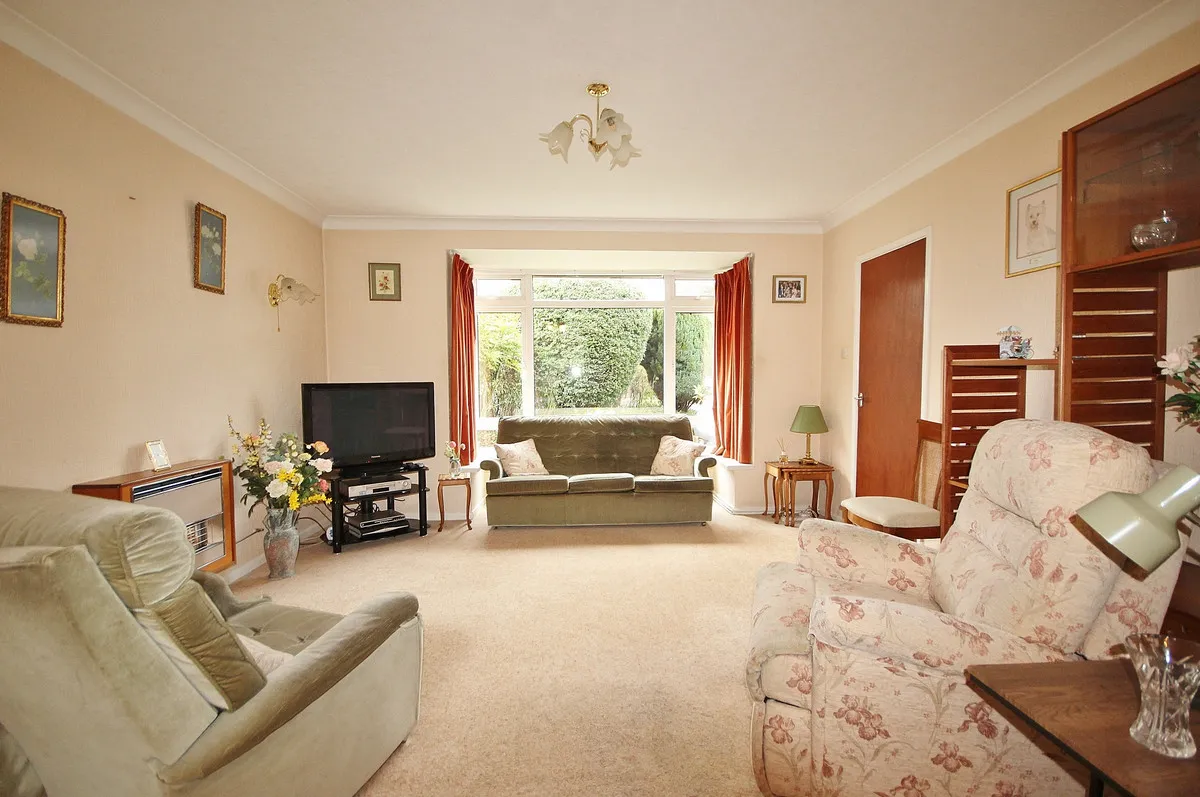 Marlborough Crescent, Long Hanborough, photo 6
