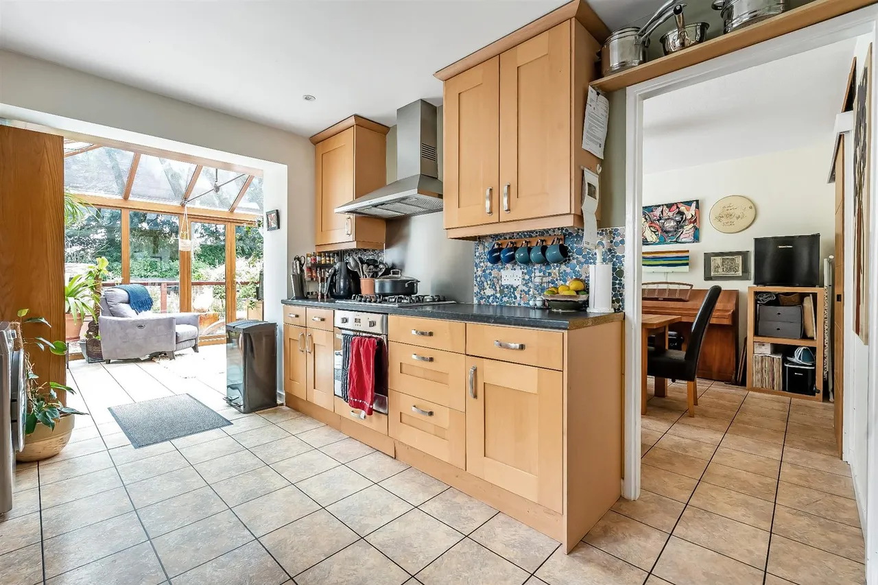 Swanns Meadow, Great Bookham, KT23, photo 5