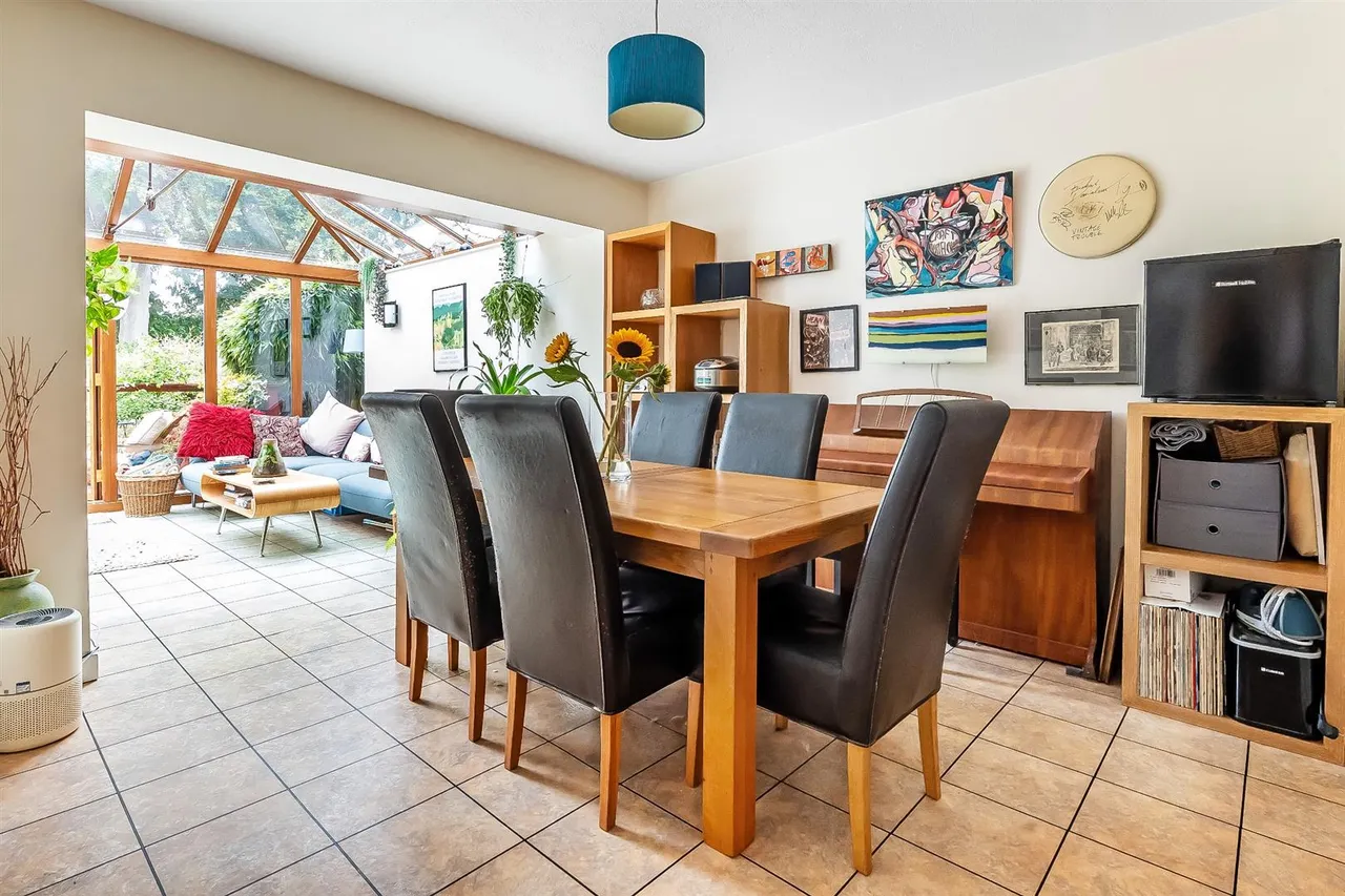 Swanns Meadow, Great Bookham, KT23, photo 8