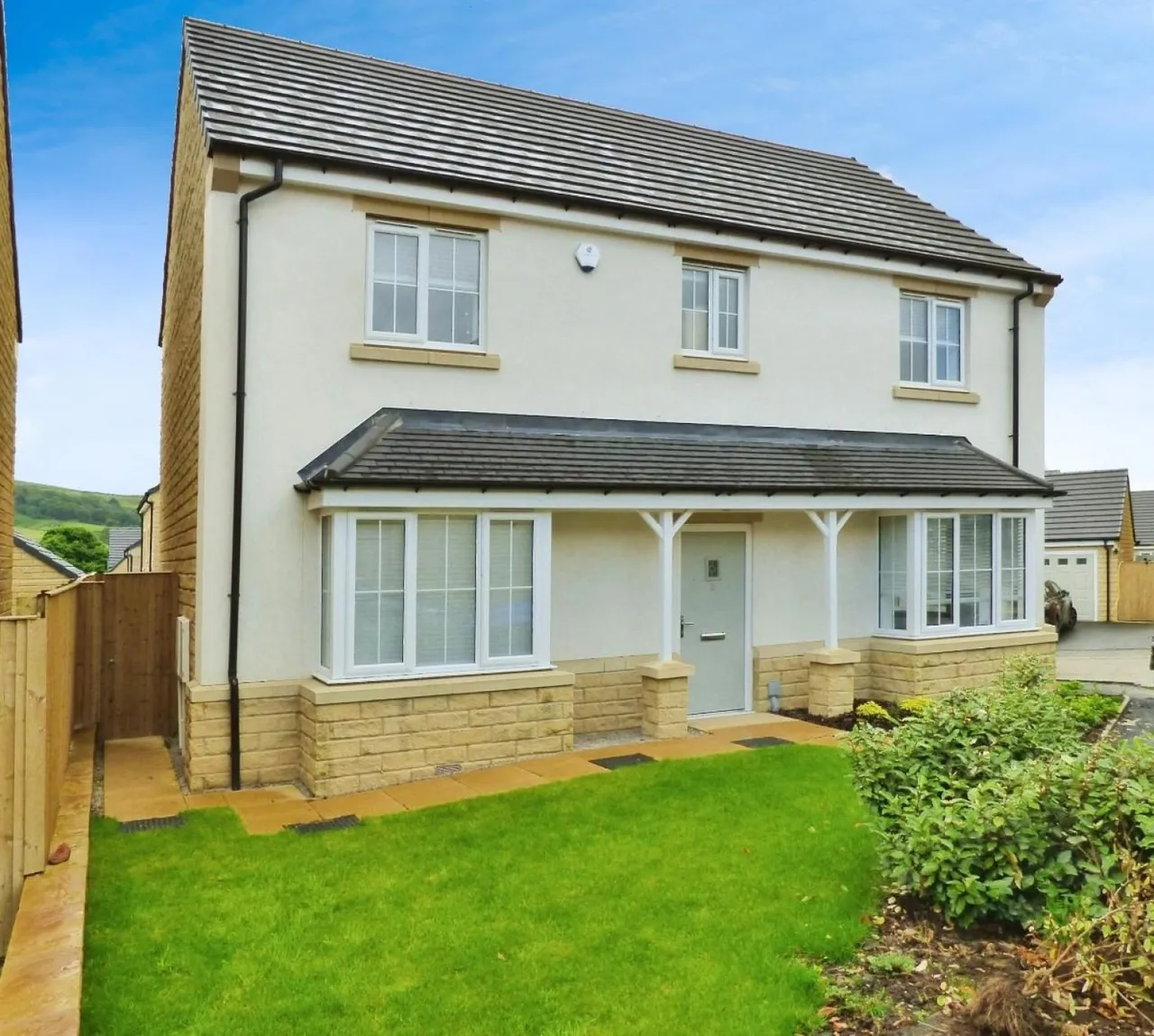 4 bed house to rent, Swarth Fell Close, Skipton, BD23