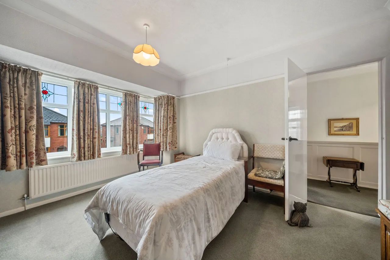 Greenway, Ashton-In-Makerfield, Wigan, Wigan, WN4 9TE, photo 16