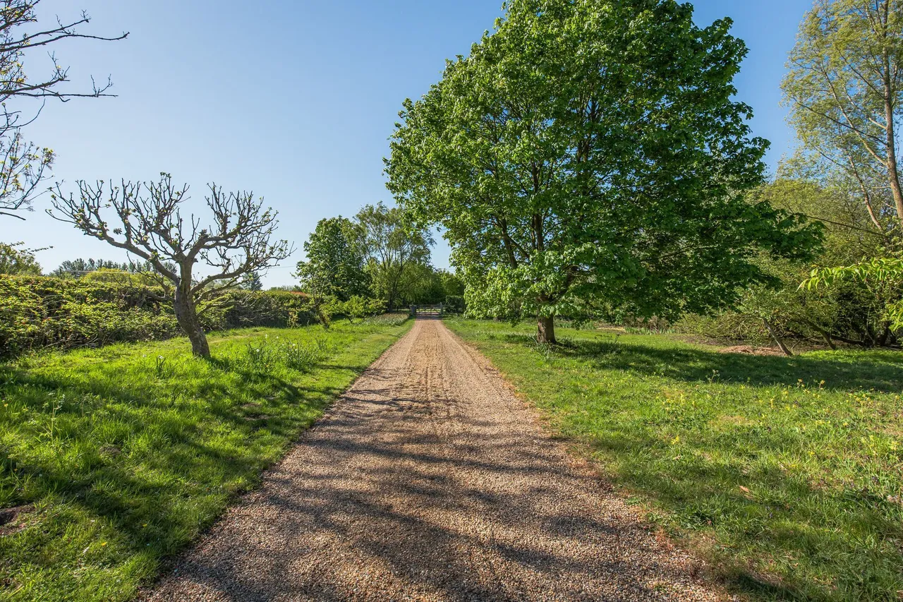 Historic Country House Near Aslacton, photo 17