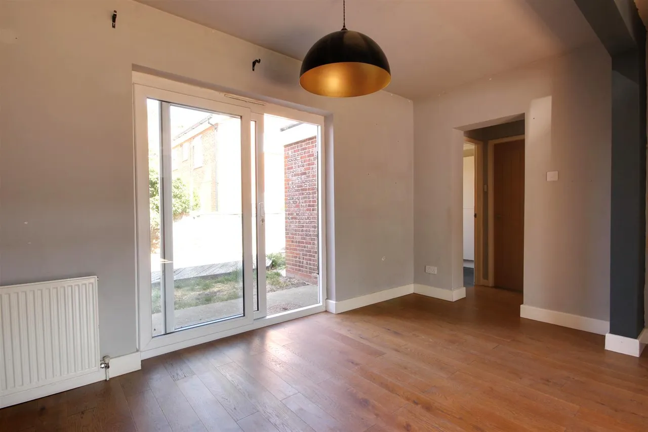 Hotham Road South, Hull, photo 4