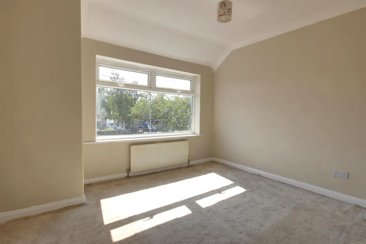 Hotham Road South, Hull, photo 9