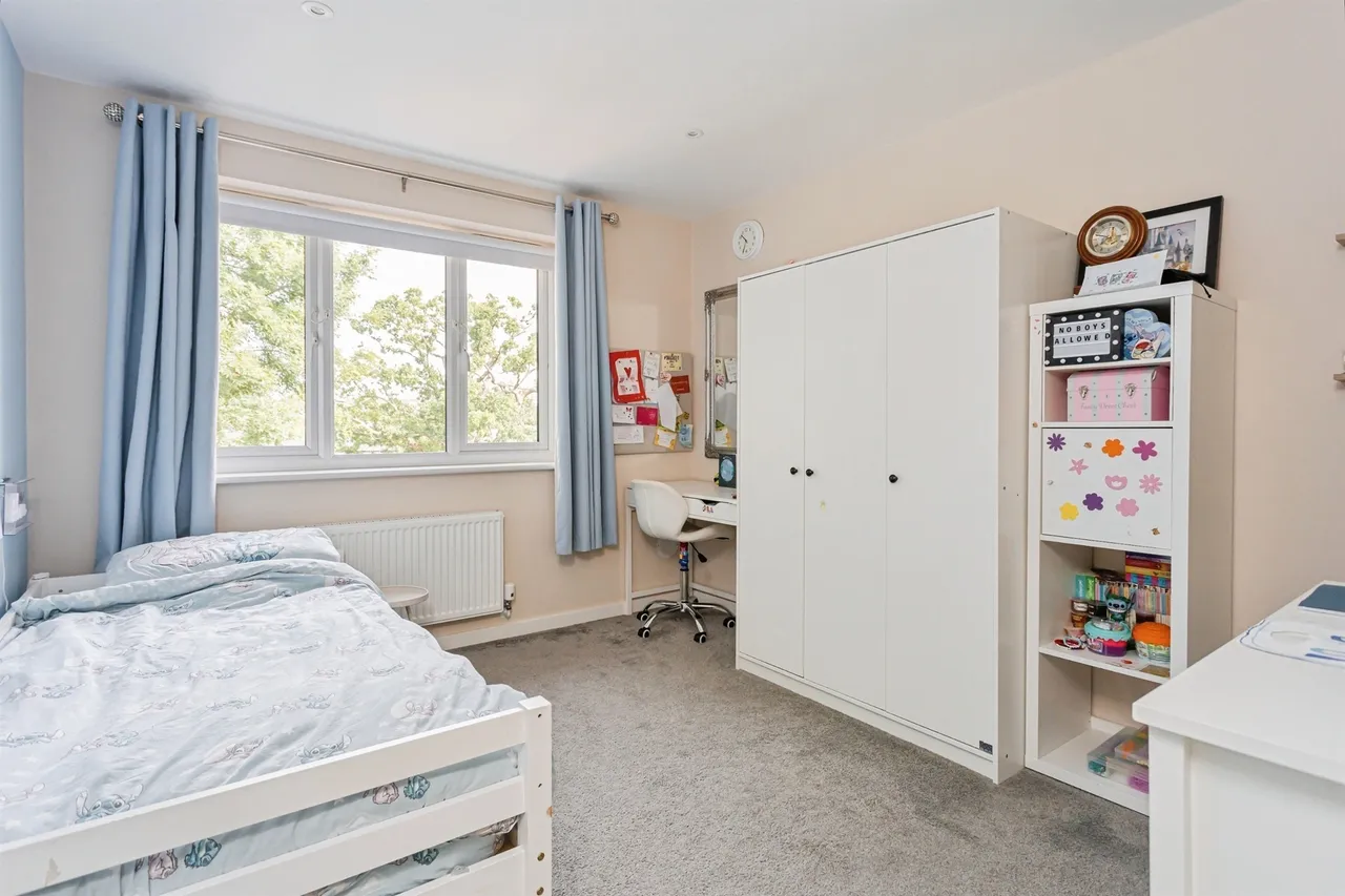 Walnut Close, Burgess Hill, photo 9