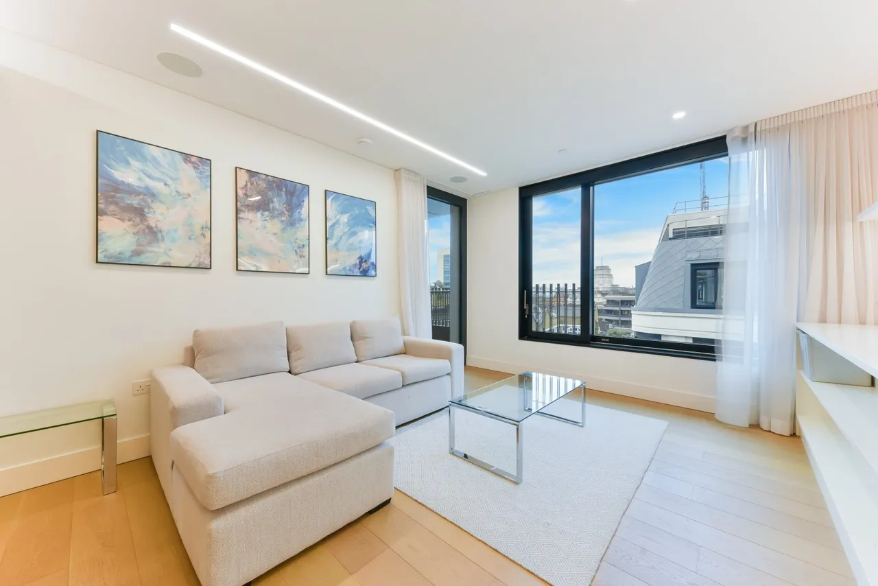 Rathbone Place, London, W1T, photo 4