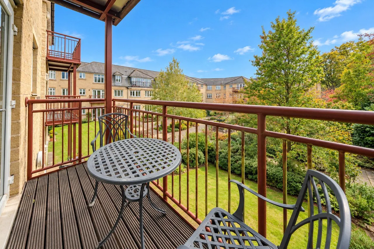 Shakespeare Road, Guiseley, LS20, photo 2