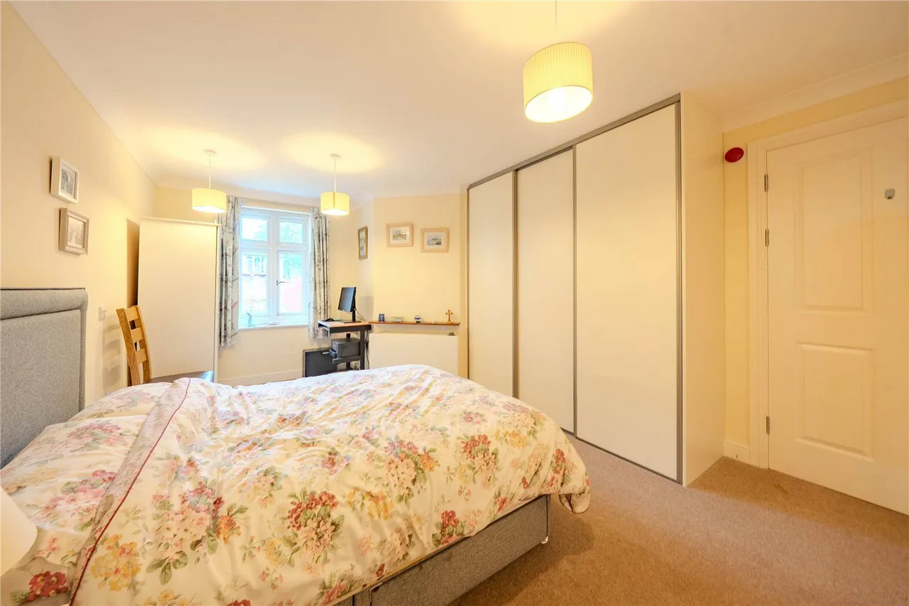 Shakespeare Road, Guiseley, LS20, photo 9
