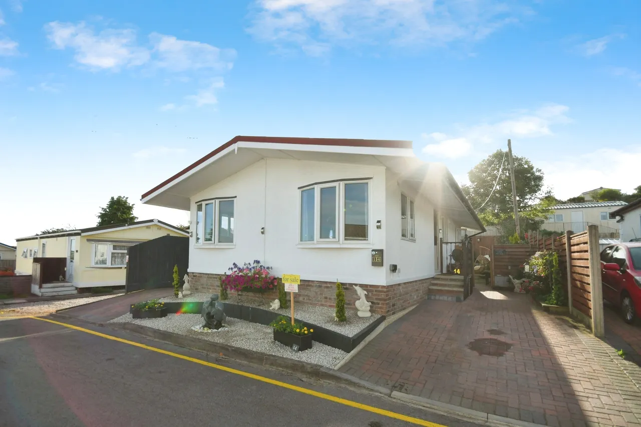 Sunningdale Park, CHESTERFIELD, Derbyshire, S42, photo 9