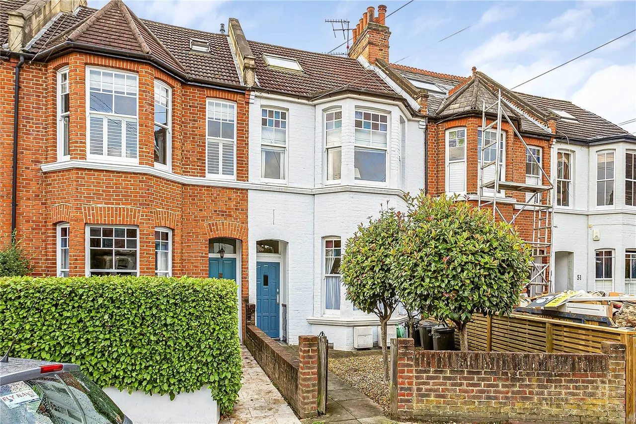 Laitwood Road, London, SW12, photo 2