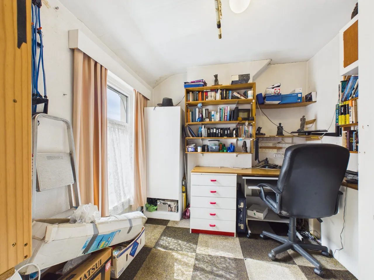 Park Avenue, Newport, NP10, photo 14