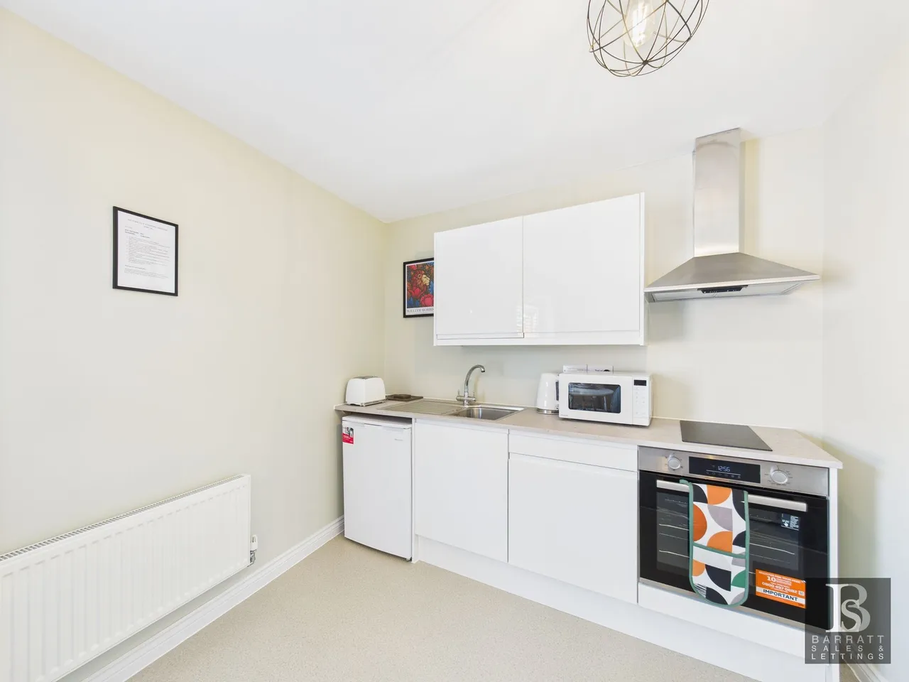 Stinsford Crescent, Swindon, SN25, photo 3