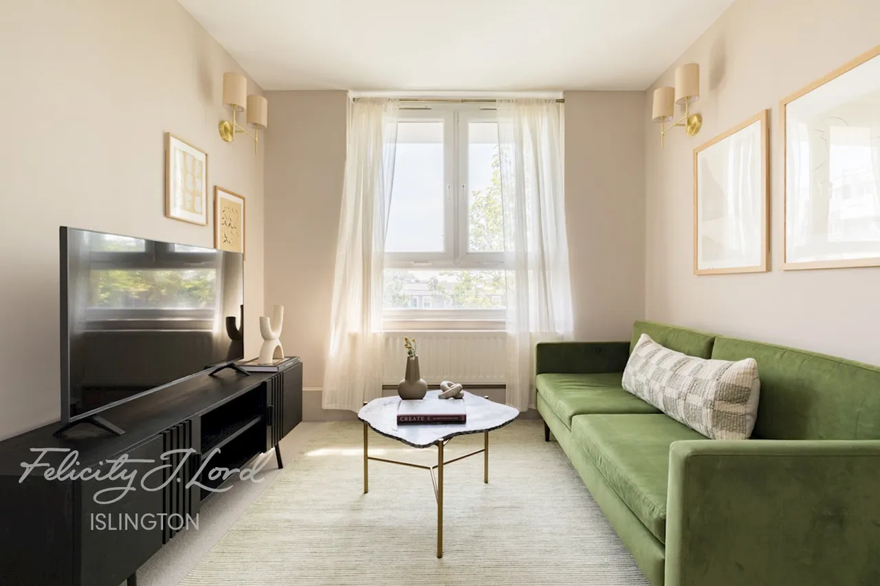 Newington Green, London, photo 10