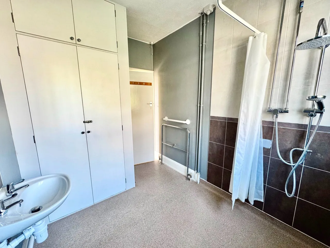 Holmside Avenue, Minster On Sea, ME12, photo 11
