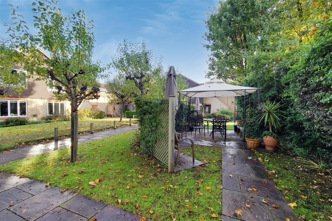 Perryn Court, Grimwood Road, Twickenham Tw1, photo 18