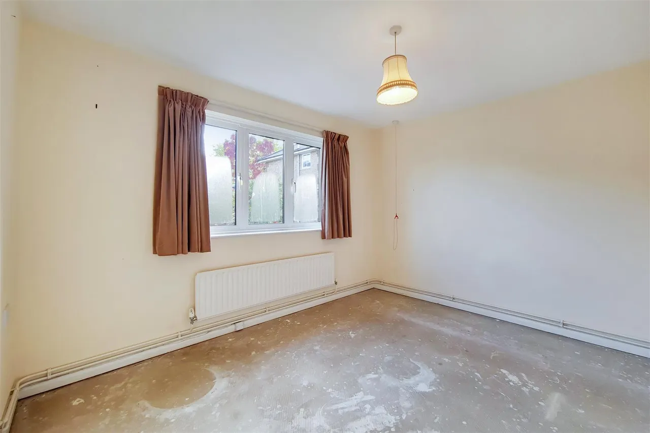 Perryn Court, Grimwood Road, Twickenham Tw1, photo 8