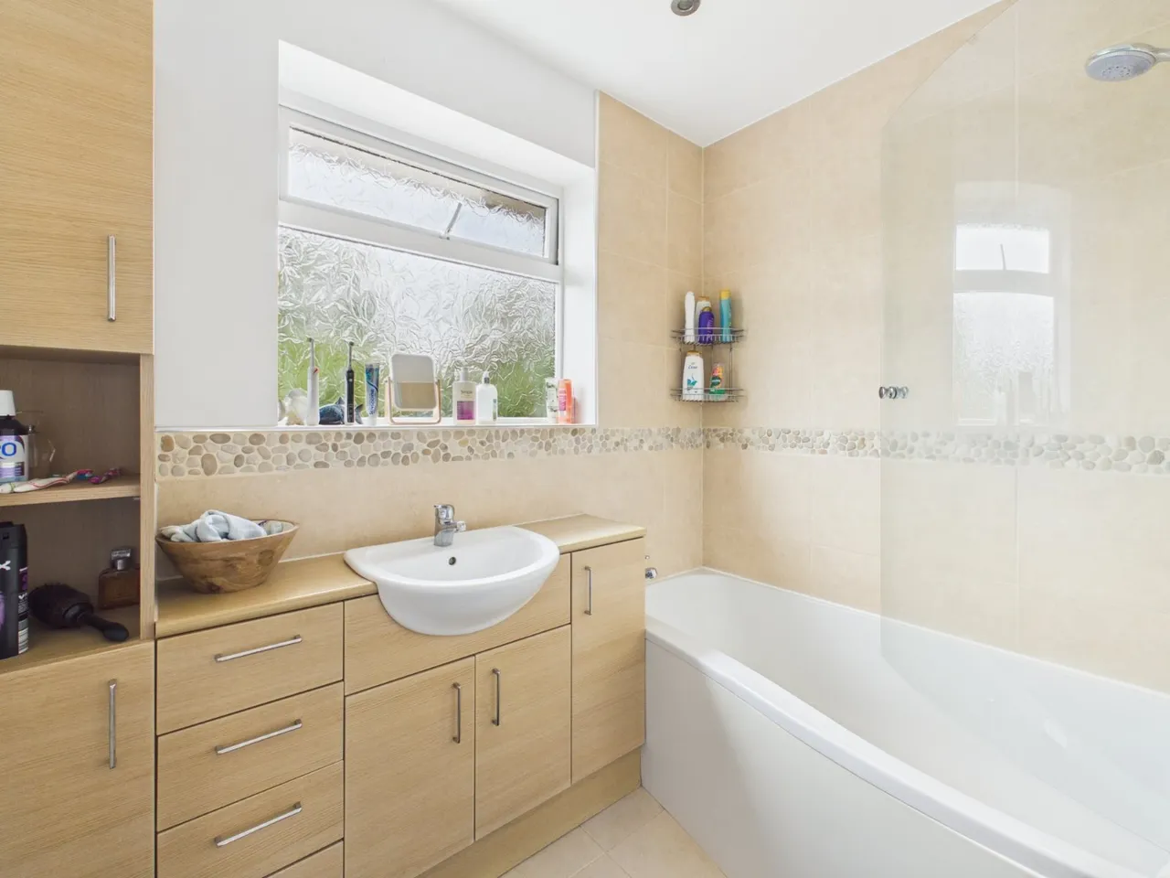 Roman Way, Bourne End, SL8, photo 7