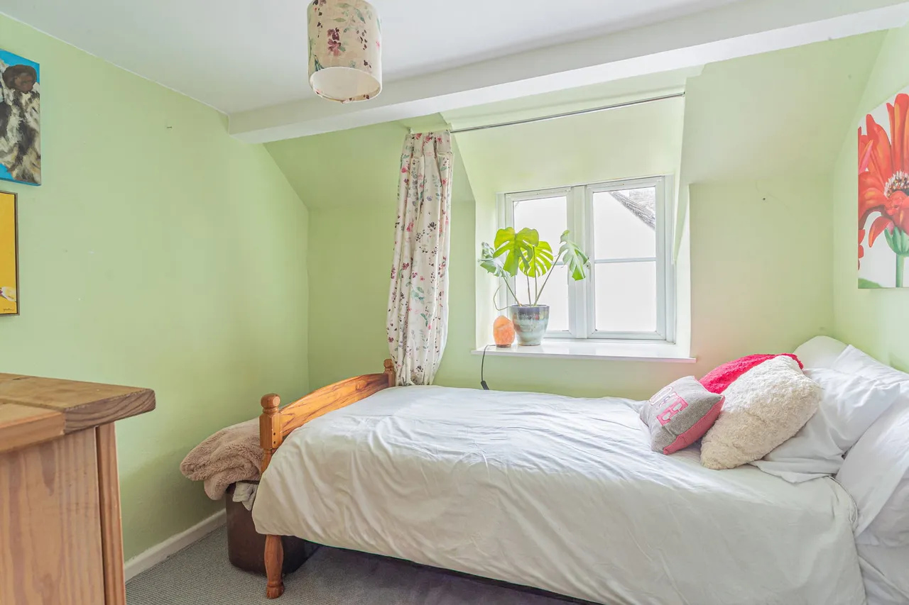 Golden Lane, Kingswood, photo 11