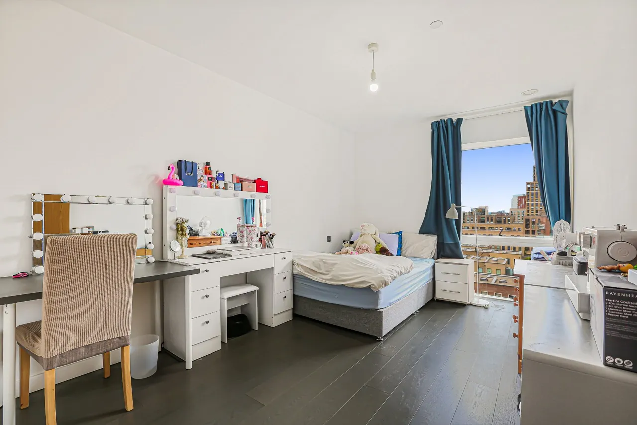 Lismore Boulevard, Colindale, NW9, photo 4