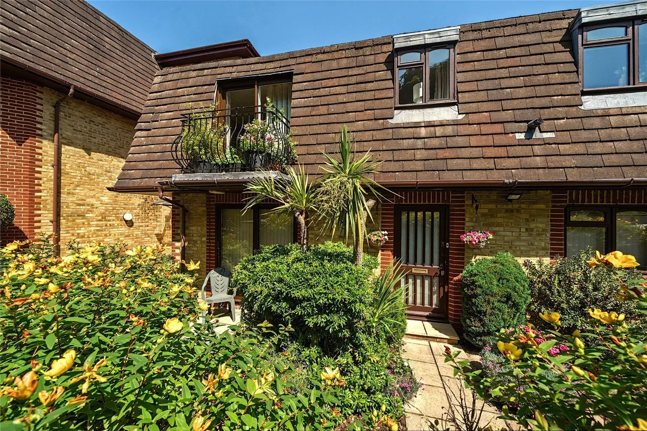 2 bed flat for sale — Tudor Road, Beckenham, BR3