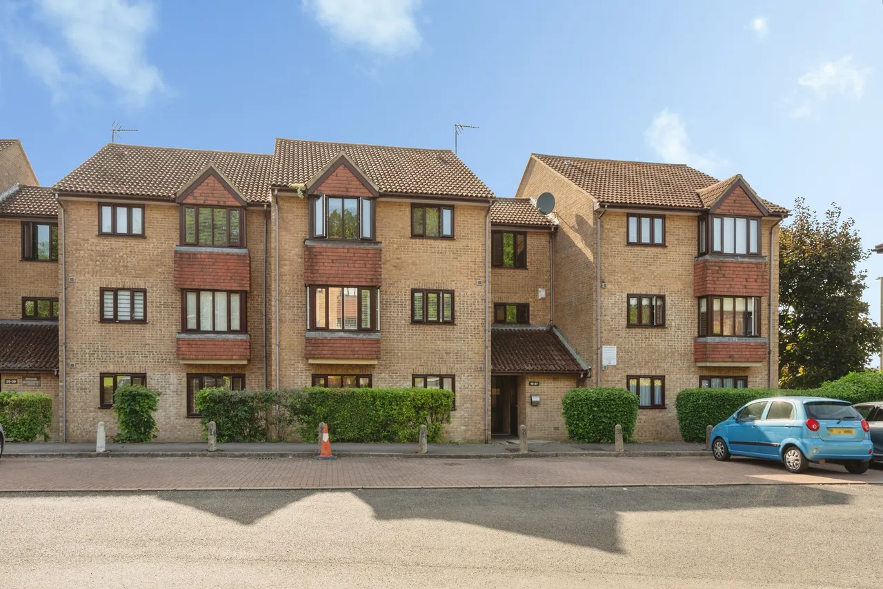 Westbury Close, Whyteleafe, CR3, photo 6