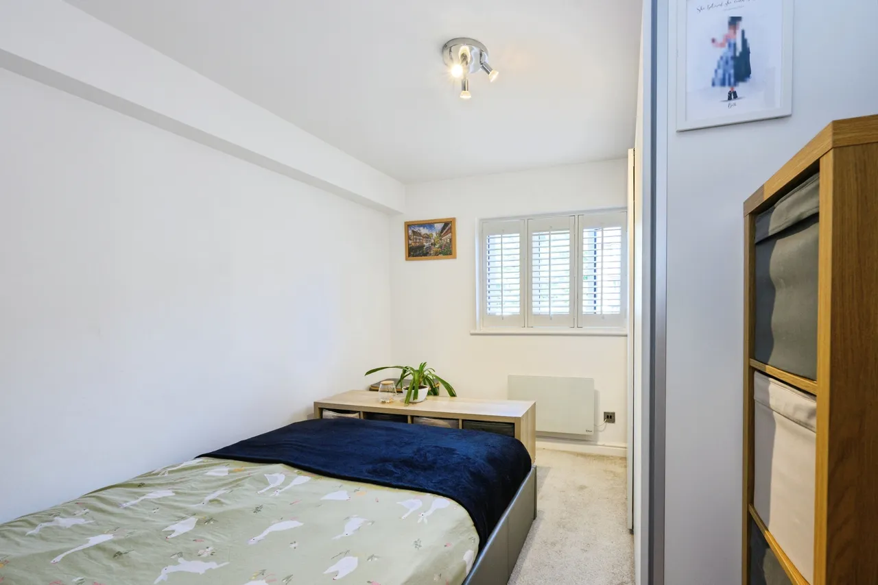 Westbury Close, Whyteleafe, CR3, photo 18