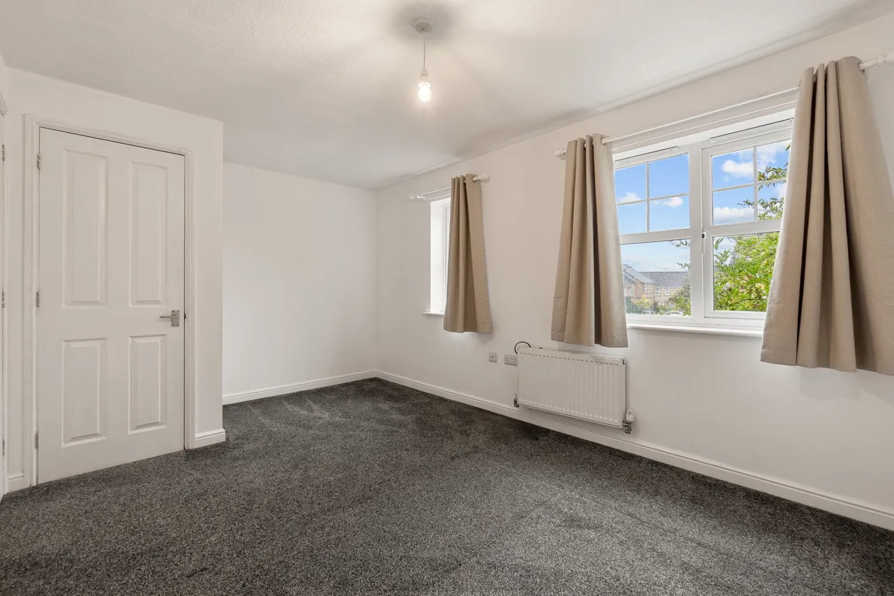 Braine Croft, Bradford, BD6, photo 10