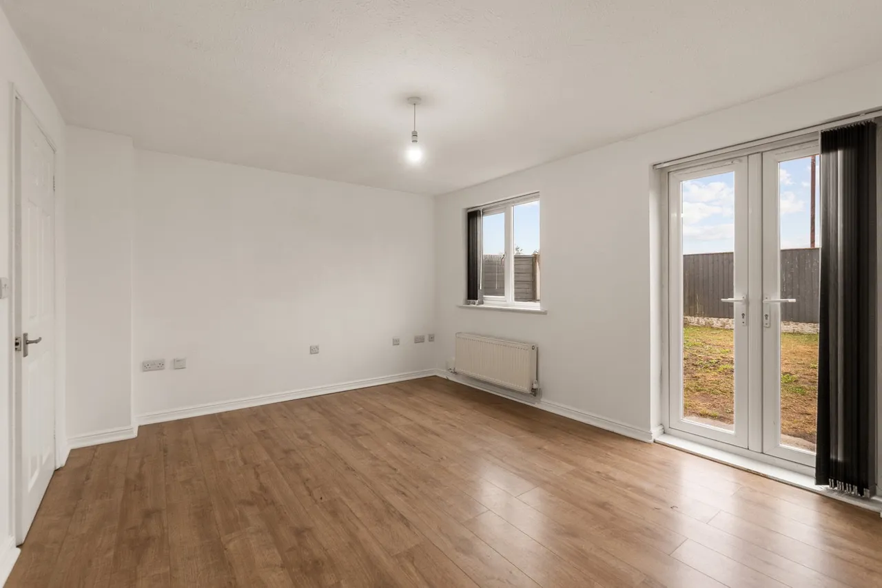 Braine Croft, Bradford, BD6, photo 3