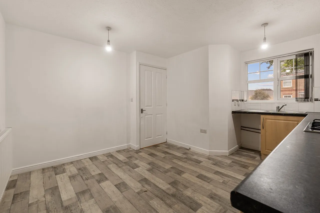 Braine Croft, Bradford, BD6, photo 6