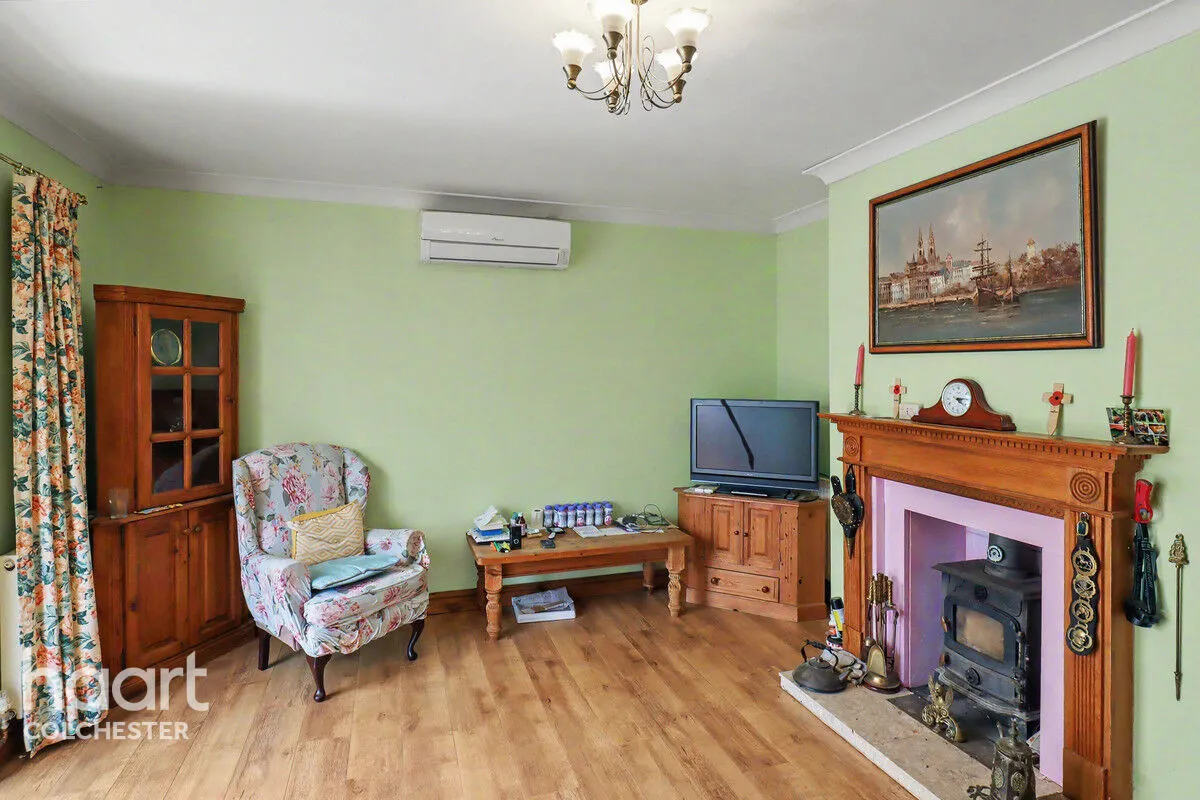 Queen Anne Road, Colchester, CO5, photo 6